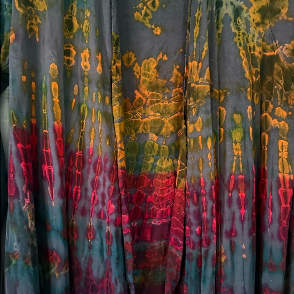 Tie Dye Festival Shawl - Picture 3 of 4